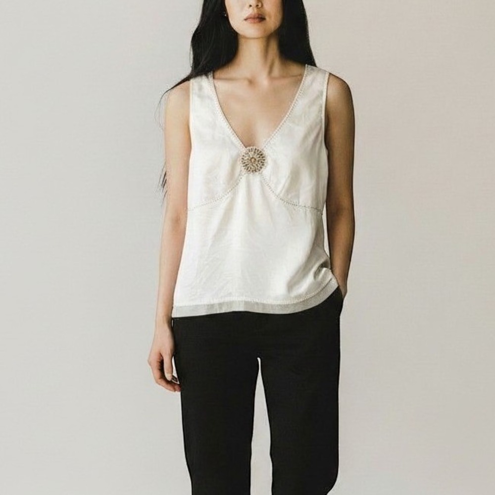 Vintage Y2K Silky Cream Embellished V Neck New York & Co Tank Top Size Small